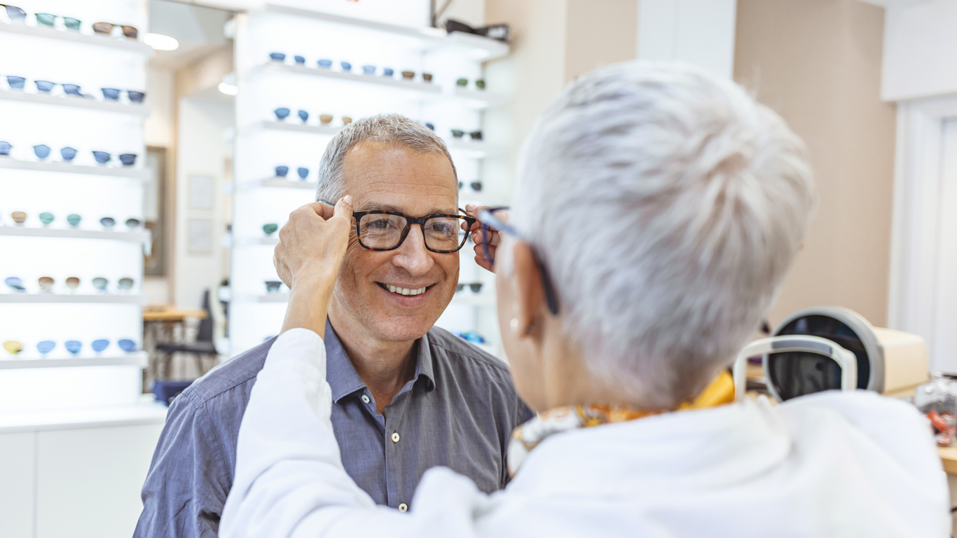 Unpacking 2025 in Eye Care: Trends, Shifts, and Breakthroughs